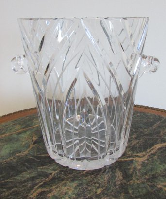 Vintage ICE BUCKET, Pressed Pattern, Crystal Clear Glass, Large Approx 9' Tall