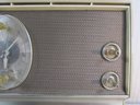 Vintage SEARS SILVERTONE Brand, CLOCK RADIO, Model 132-4901, Beige Color