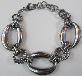 Vintage Chunky CHAIN BRACELET, Interlocking Links, Roped Detail, Silver Tone Base Metal Construction