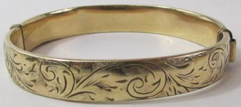 Signed R&w, Vintage Hinged BANGLE BRACELET, Incised FILIGREE Design, Gold Tone Base Metal Construction