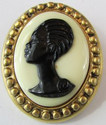 Signed COREEN SIMPSON, PORTRAIT Brooch Pin, Synthetic CAMEO Insert, Beaded Frame, Gold Tone Base Metal