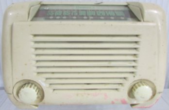 Vintage SONORA Brand, Standard Broadcast RADIO