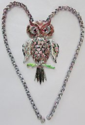 Vintage Chain Necklace, Oversized OWL Pendant, Glitter Finish, Base Metal, Appx 20' Length, Clasp Closure