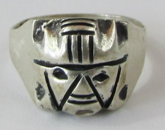 Signed Vintage Finger Ring, Carved FACE Design, Sterling .925 Silver Setting, Made In MEXICO, Approx Size 5.5