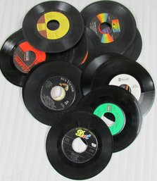 Lot Of 22! Vintage VINYL Records, 45RPM, Mixed Artists, Includes RICHARD HARRIS & PAT BOONE