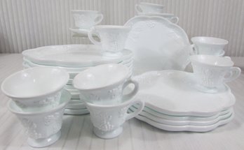 Lot Of 29 Pieces! Vintage INDIANA Brand, Snack Plate & Cup Set, COLONY HARVEST GRAPES Pattern White Milk Glass