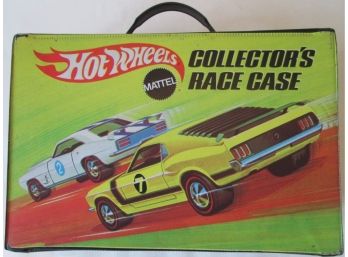 Vintage Mattel Brand HOT WHEELS COLLECTOR'S RACE CASE, Circa 1969, Holds 24 Cars