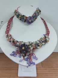Stone Flower Necklace And Bracelet