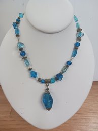Blue Bead Flower Necklace
