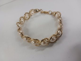 Faux Pearl Golden Bracelet