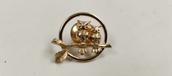 Vintage Avon Owl Pin