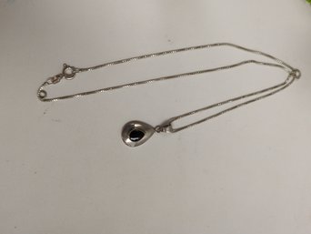 Sterling Silver And Onyx Pendant W/sterling Chain