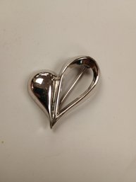 Beau Sterling Heart Pin