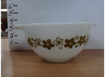 Pyrex Spring Blossom Crazy Daisy Cinderella Bowl 1 1/2 Pnt