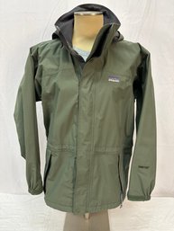 Women's Patagonia Gore-tex Sage Green Jacket Sz M