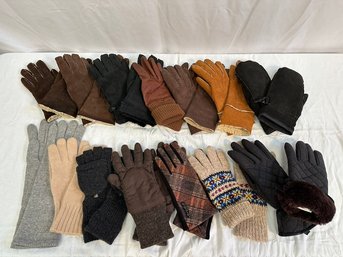 (14) Pairs Women's Gloves, Leather And Suede