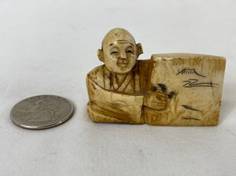 Japanese Hand Carved Netsuke Man With Art