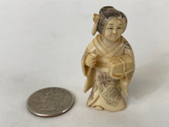 Japanese Hand Carved Netsuke Of Geisha