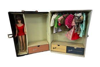 1962 Brunette Midge With Case  Clothes, Barbie Doll