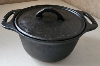 3 Qt Cast Iron Pot