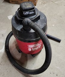 Master Mechanic Wet/dry Vac - Turns On / No Pole