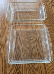 #98 - 2 Pyrex Bakers