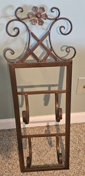 #194 - 30 X 10 Metal Towel Holder