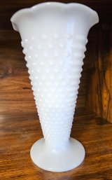 #210 - Anchor Hocking Hobnail Vase