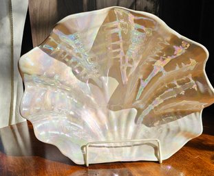 #106 - Pearlized Shell Bowl