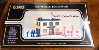 #89 - K Line K4041 Police Station - New Sealed