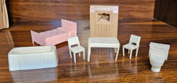 #62 - 1960s Dollhouse Furniture