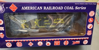 #20 - Aristo Trains 2 Bay Coal Hopper Set W/ Coal Load ARR Alaska #34