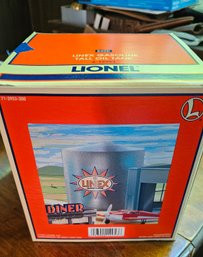#205 - Lionel Linex Gasoline Tall Oil Tank