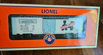 #184 - Lionel Monopoly Oriental Ave Boxcar  6-39331