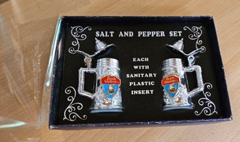 #182 - Vintage Souvenir Salt & Pepper Busch Gardens