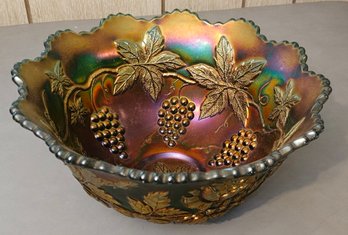 #200 - Amazing Fenton Grapes & Leaves Carnival Glass Bowl