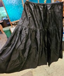 #272 - Black Slip Stern Maid Size Large