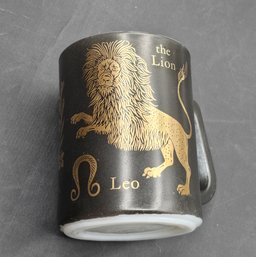 #85 - Vintage Federal Glass Astrological Mug - Leo The Lion