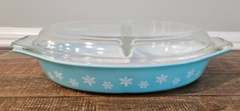 1956 Pyrex 33 Snowflake Blue 1.5qt Divided Casserole