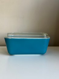 Blue Pyrex Refrigerator Dish With Lid -J