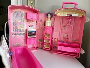 1995 Barbie Travelin House -J