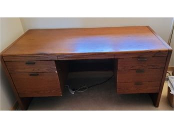 Desk With Locking Drawer