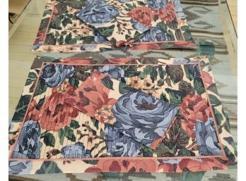 2 Placemats With Napkins