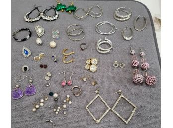 Earring Lot