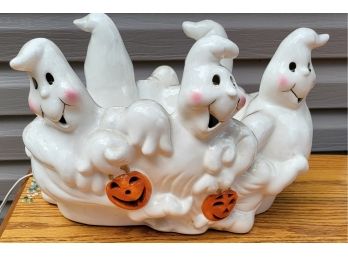 Adorable Light Up Ghosts