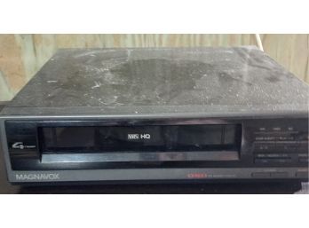 Magnavox VCR - VR 3235 AT 01