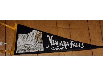 Niagara Falls/ Canada Pennant