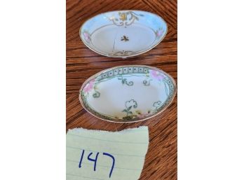 #147 Nippon Salt Cellars  - 1 Badly Damaged