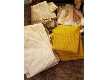 Vintage  Curtain  Lot #9