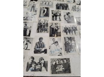 Beatles - 1964 1st Series Complete Set T.C.G. Topps Chewing Gum Cards #1-60 - Lot #1